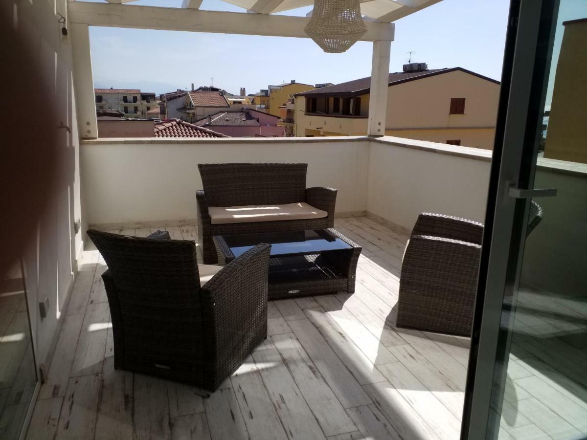Mediterranean Apartments Capo dʼOrlando المظهر الخارجي الصورة